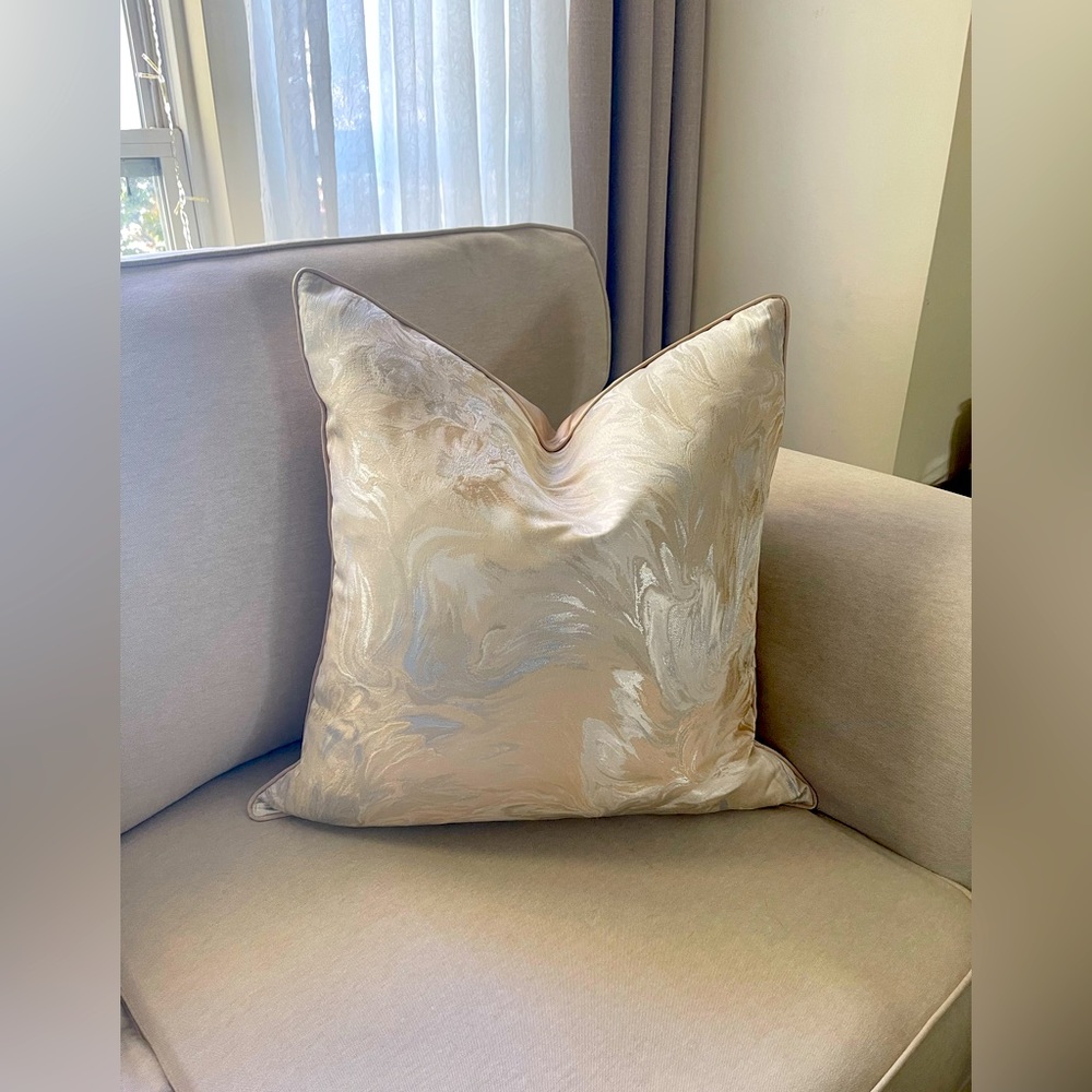 - luxury Champagne and  sliver waves glam pillow.          Size 22 x22 inches - Picture 7 of 11